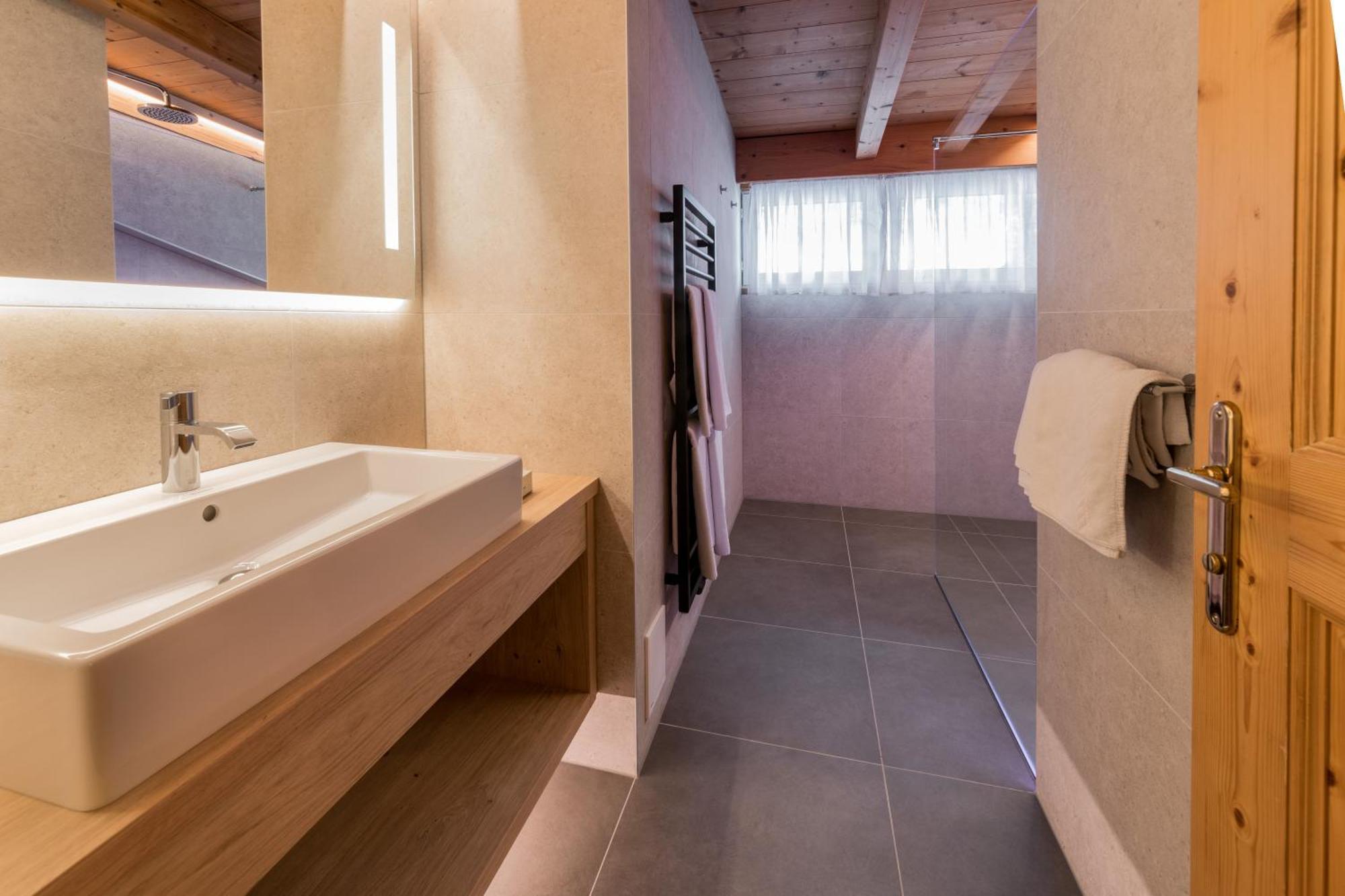 Hotel Armin Selva di Val Gardena Esterno foto